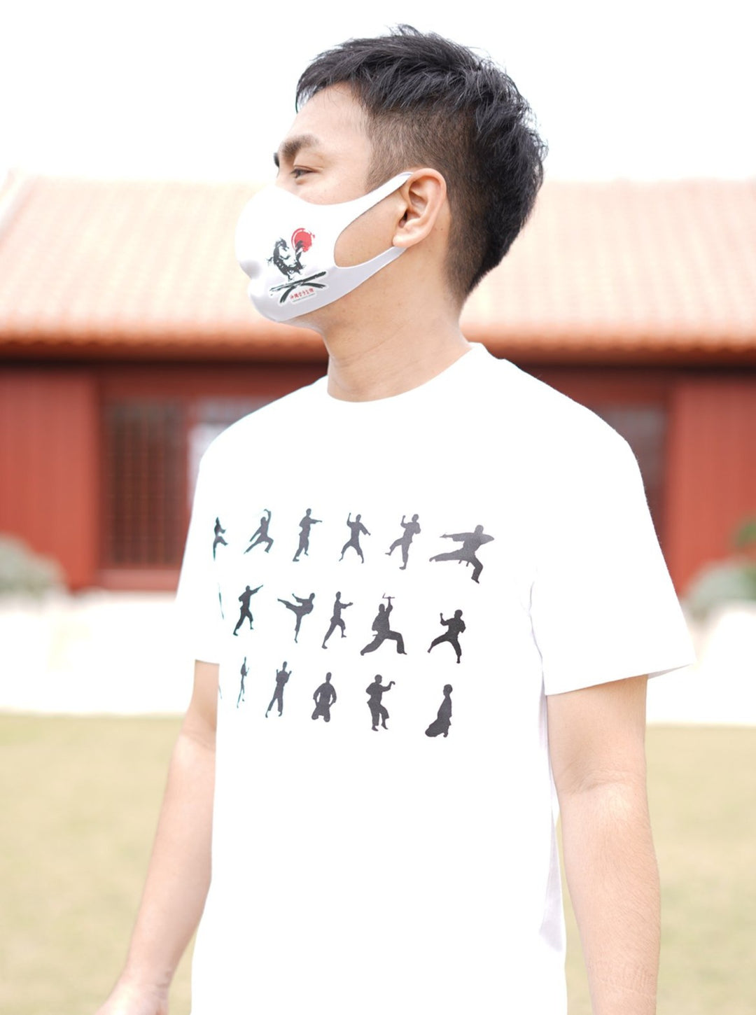 空手シルエット